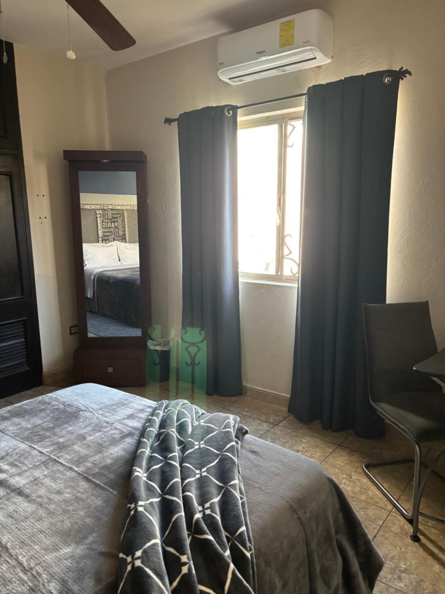 Habitacion Cedro Салтильо Екстериор снимка